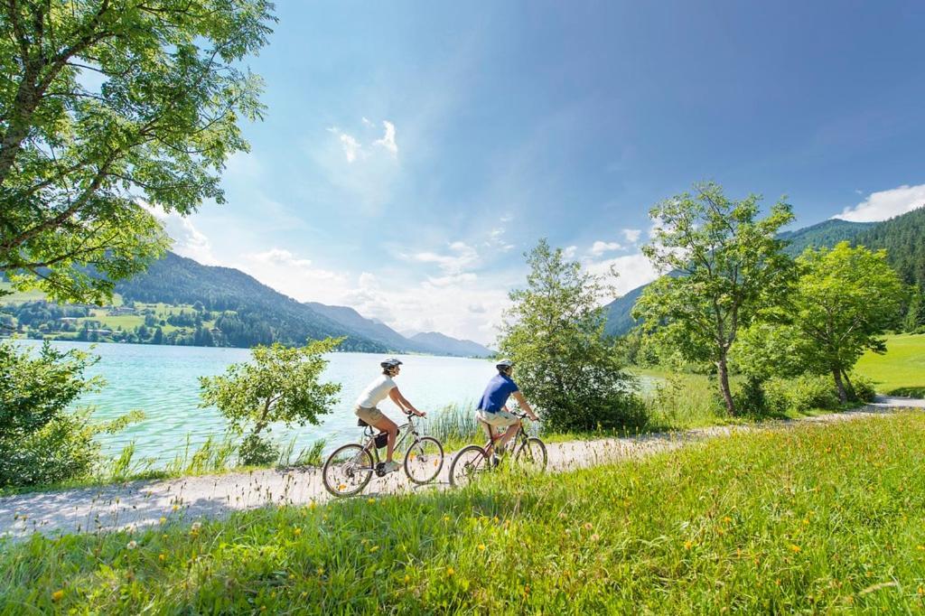 Family Home Weissensee Greifenburg Bagian luar foto